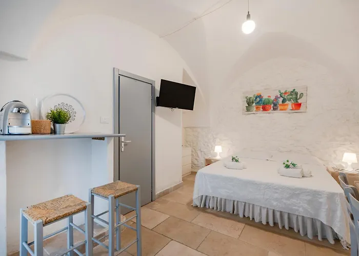 Guesthost - Casa Gioia - Tiny & Ostuni